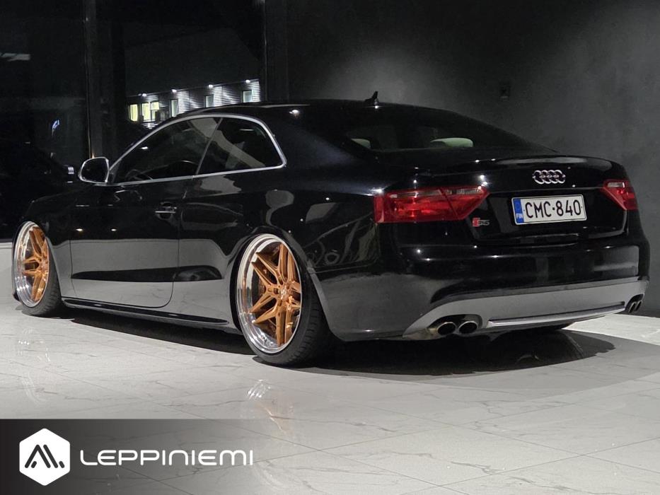 AUDI S5 2008