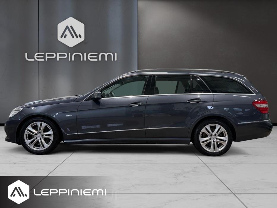MERCEDES-BENZ E 2010