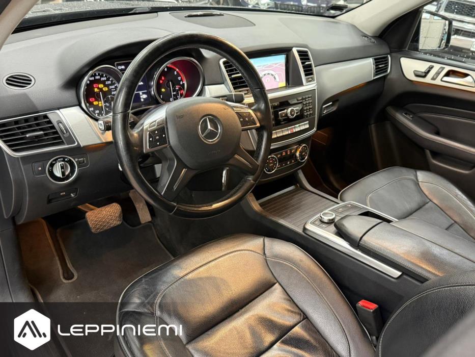 MERCEDES-BENZ ML 2012