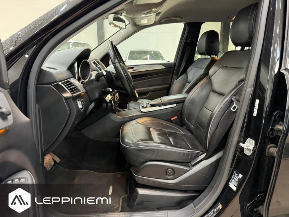 MERCEDES-BENZ ML 2012