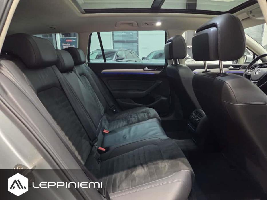 VOLKSWAGEN Passat 2016