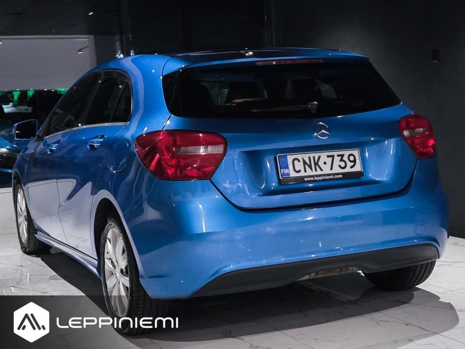 MERCEDES-BENZ A 2013