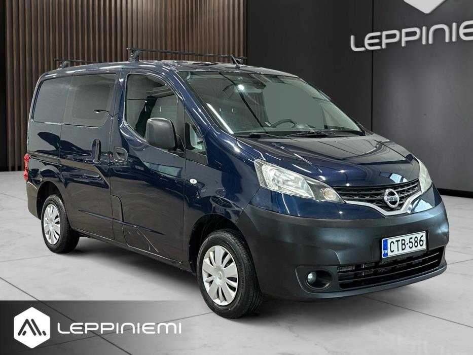NISSAN NV200 2015