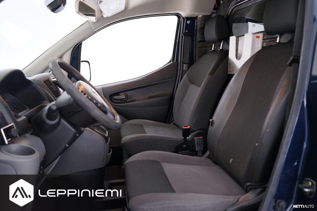 NISSAN NV200 2015