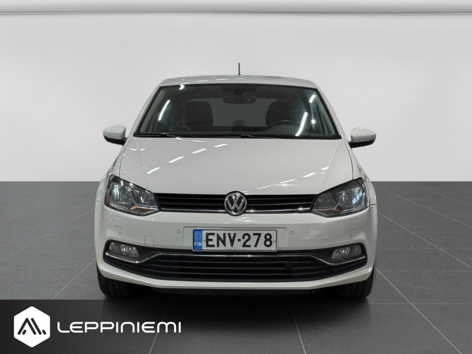 VOLKSWAGEN Polo 2016
