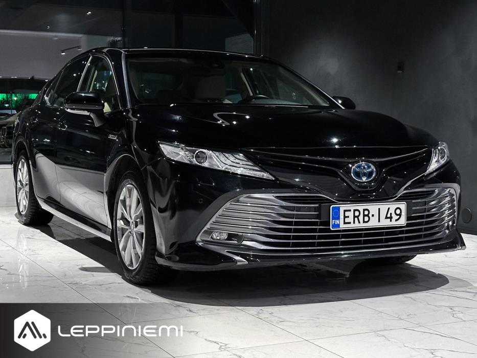 TOYOTA Camry 2019