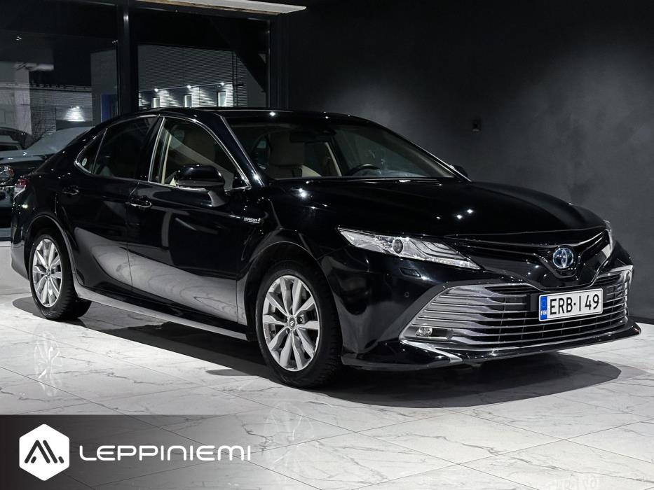 TOYOTA Camry 2019