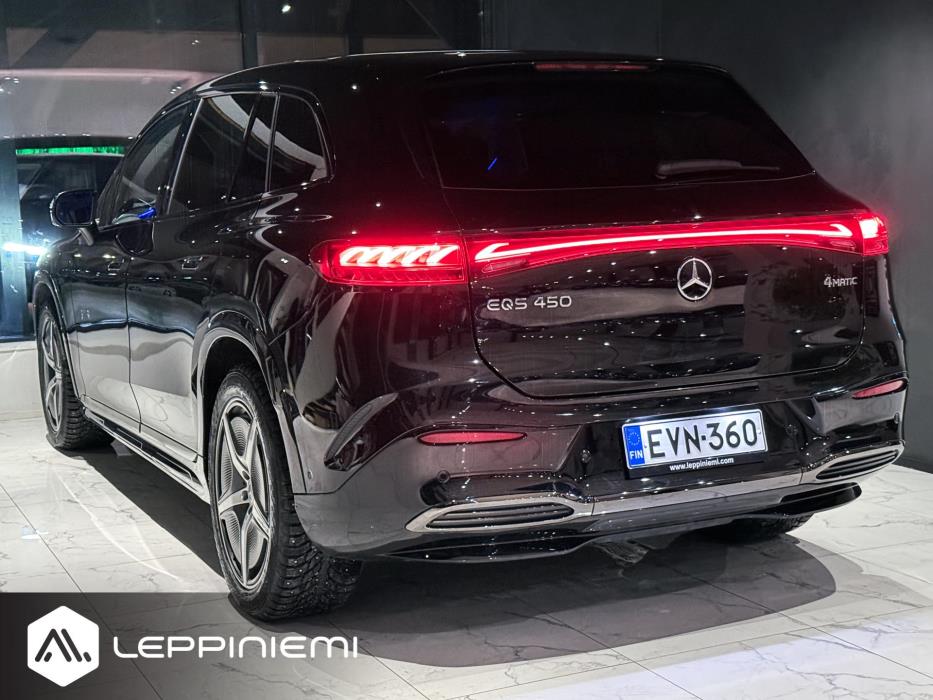 MERCEDES-BENZ EQS SUV 2023