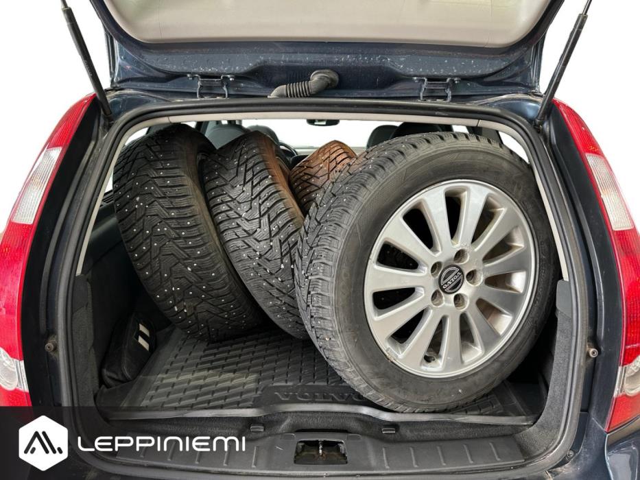 VOLVO V50 2006