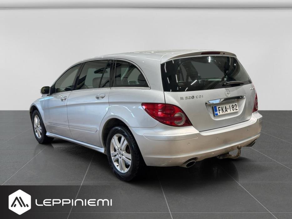 MERCEDES-BENZ R 2007