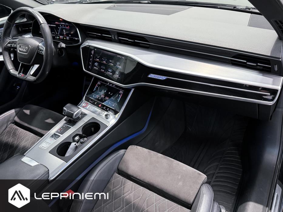 AUDI S6 2020