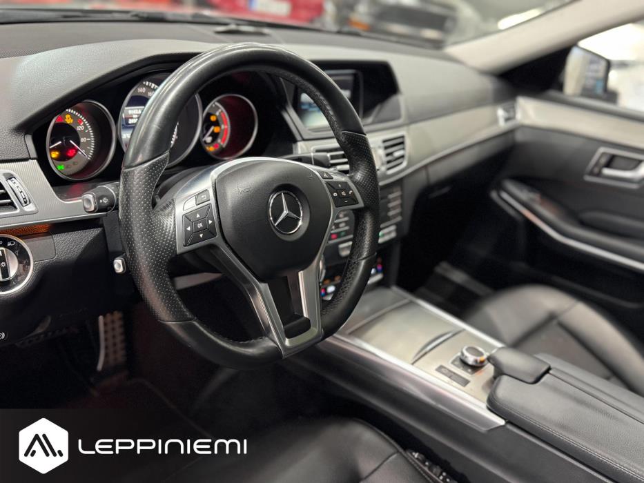 MERCEDES-BENZ E 2016