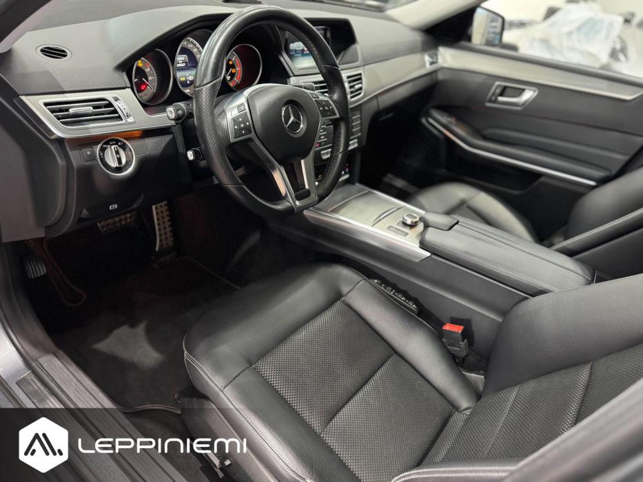 MERCEDES-BENZ E 2016