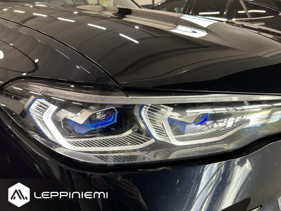 BMW X7 2021