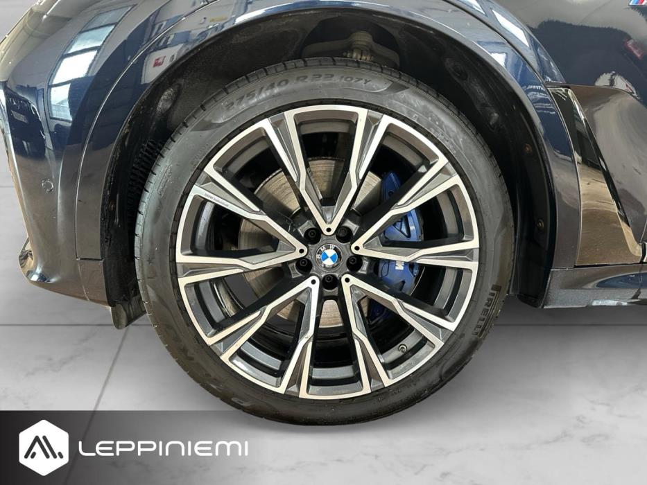 BMW X7 2021