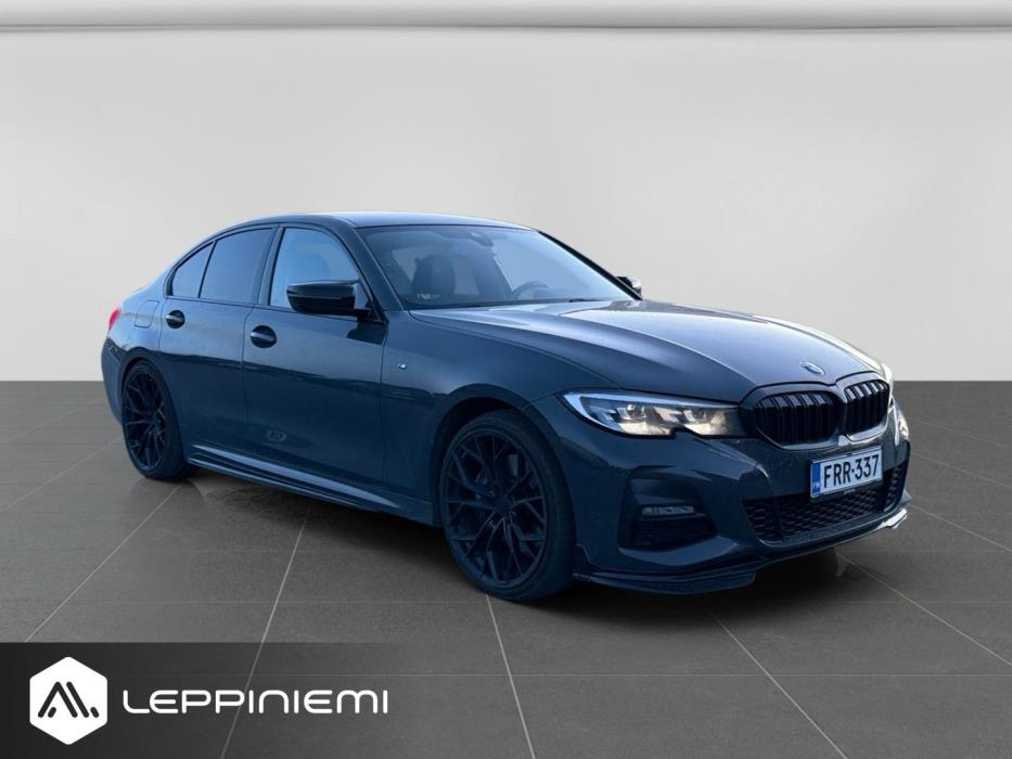BMW 330 2020