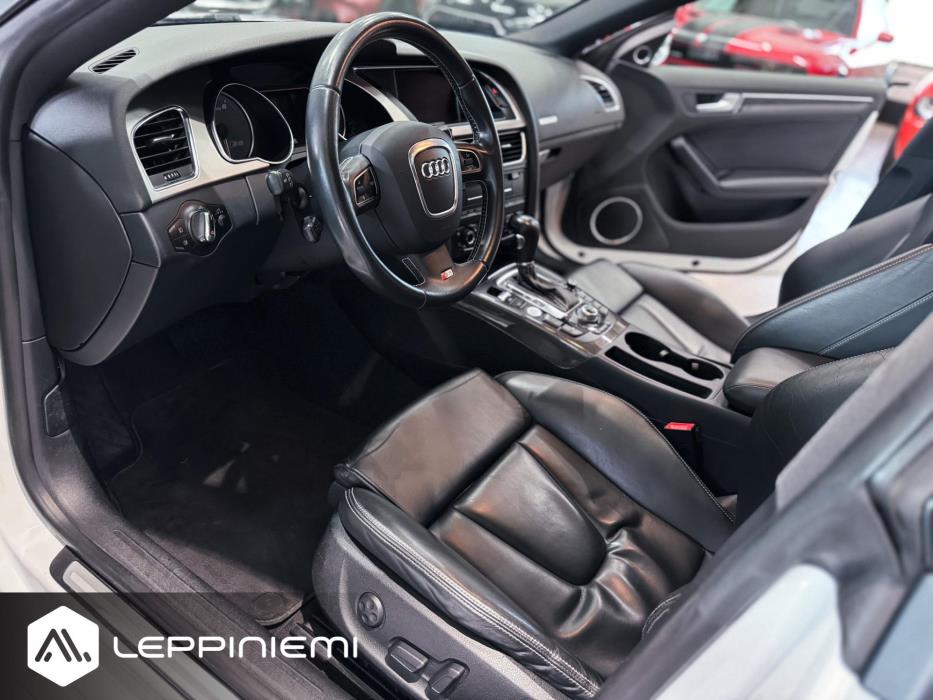 AUDI S5 2010
