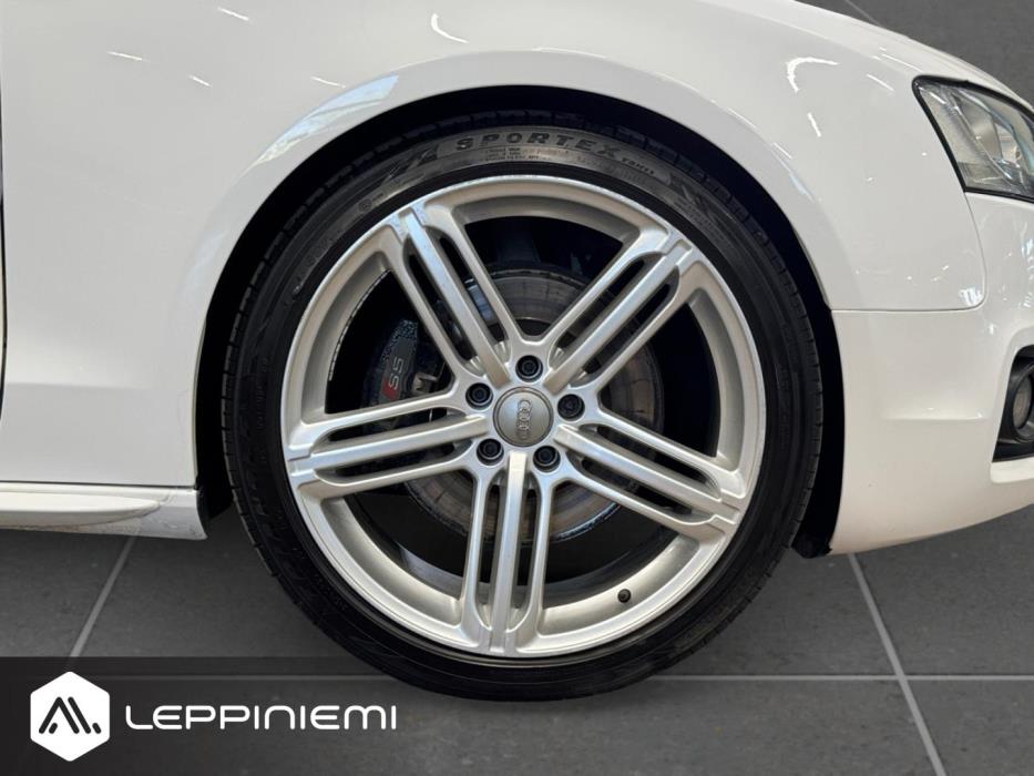 AUDI S5 2010