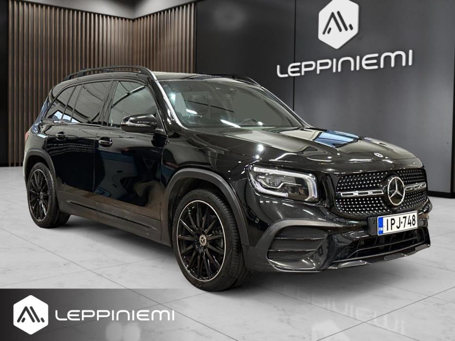 MERCEDES-BENZ GLB 2021