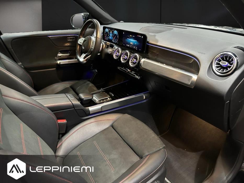 MERCEDES-BENZ GLB 2021