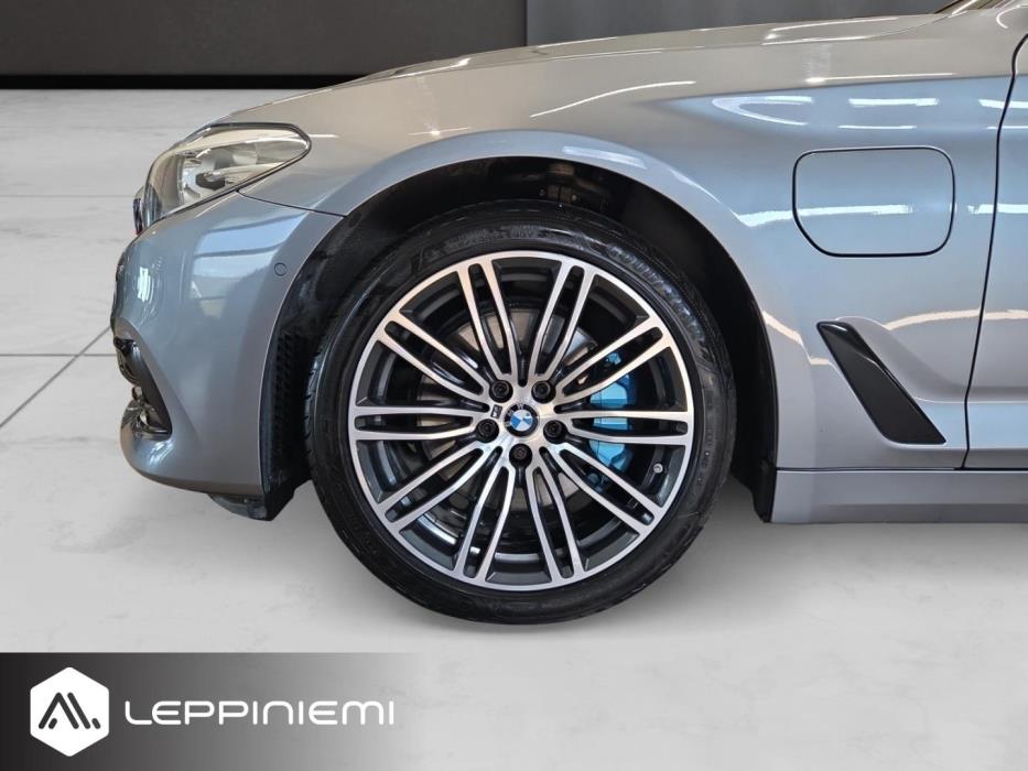 BMW 530 2019