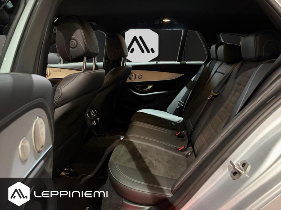 MERCEDES-BENZ E 2022