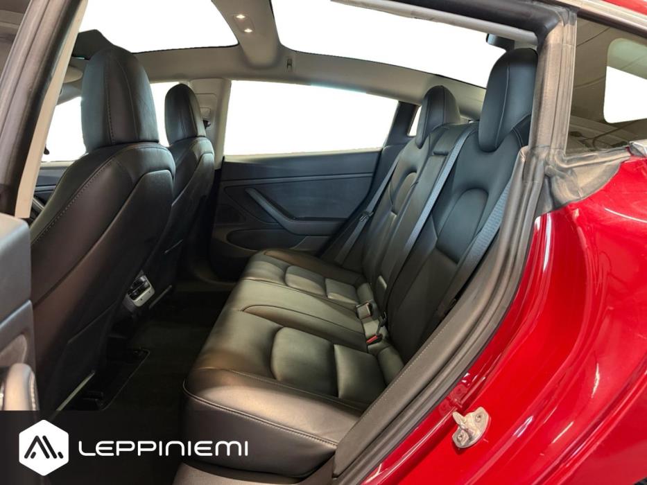 TESLA Model 3 2019