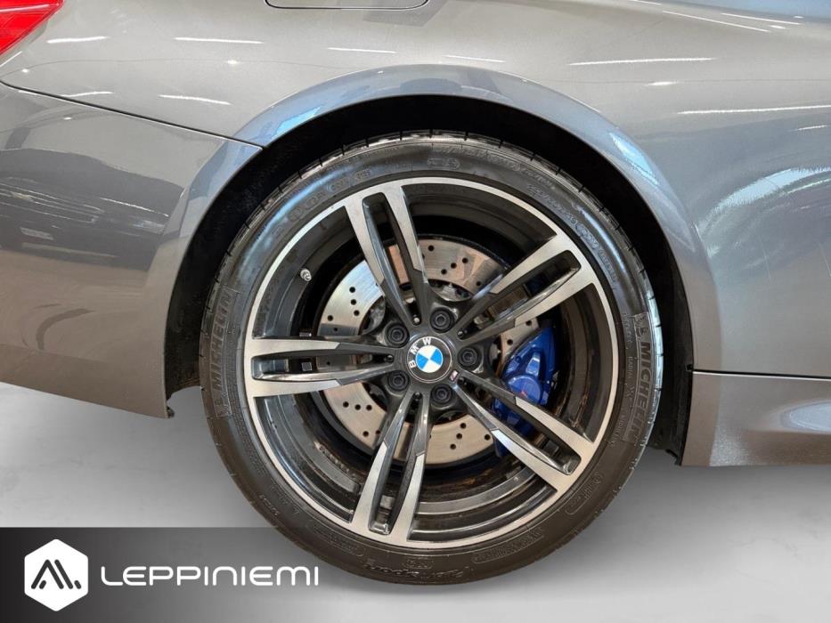BMW M4 2015