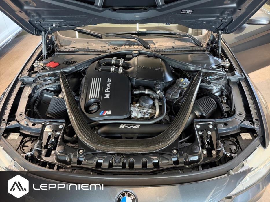 BMW M4 2015