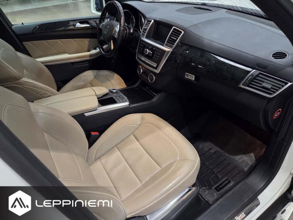 MERCEDES-BENZ GL 2013