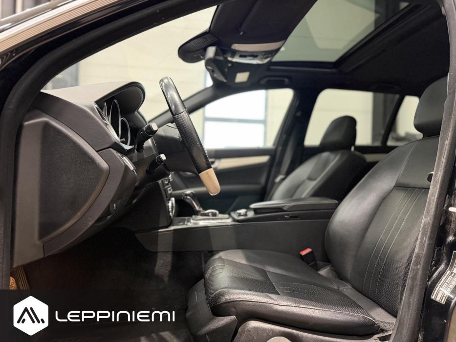 MERCEDES-BENZ C 2013