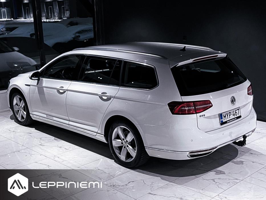 VOLKSWAGEN Passat 2017