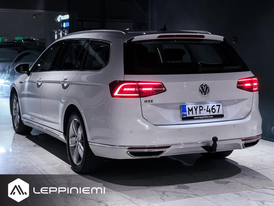 VOLKSWAGEN Passat 2017