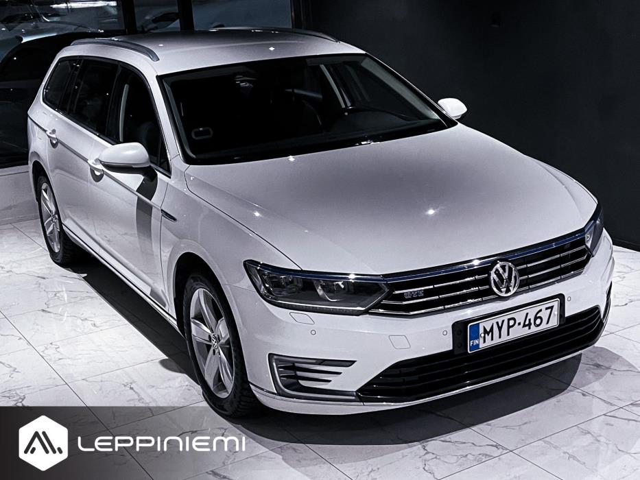 VOLKSWAGEN Passat 2017