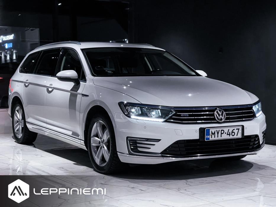VOLKSWAGEN Passat 2017