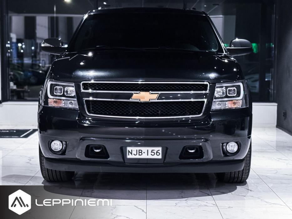 CHEVROLET Suburban 2011