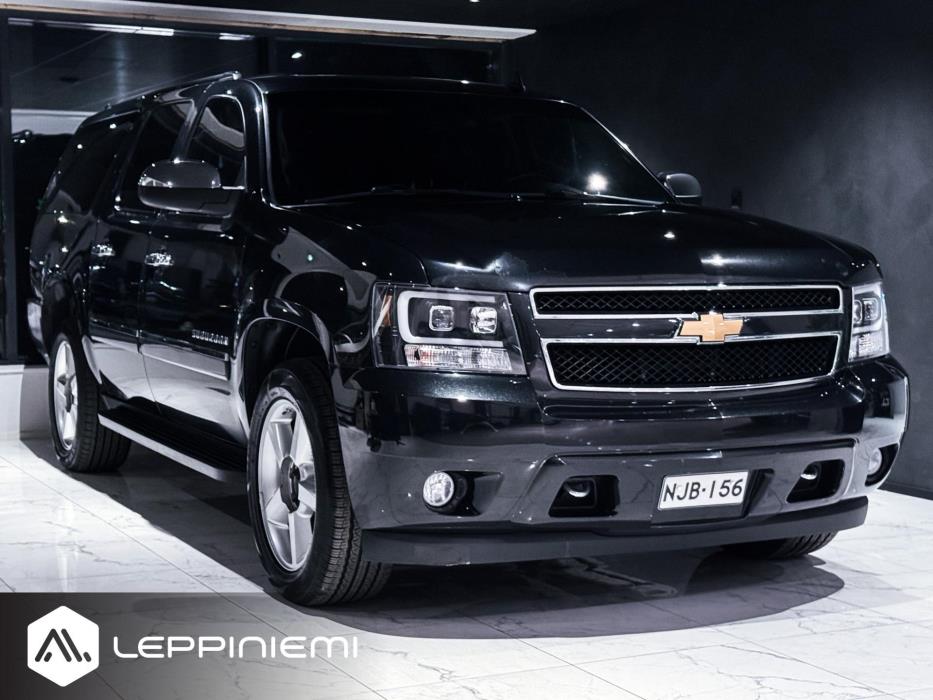 CHEVROLET Suburban 2011