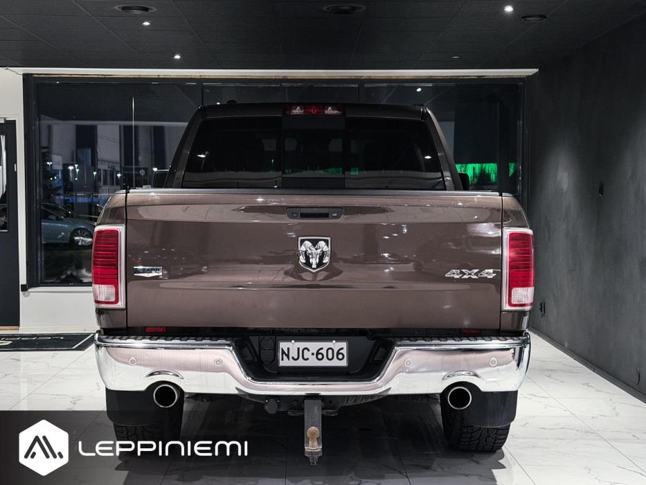 DODGE Ram 1500 2018