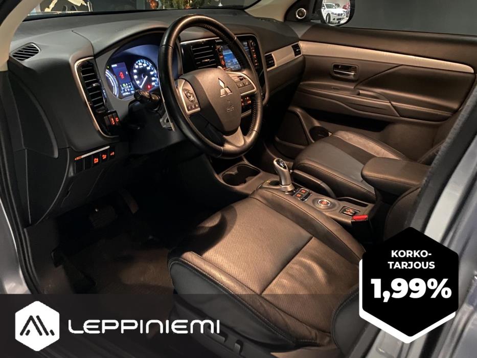 MITSUBISHI Outlander PHEV 2014