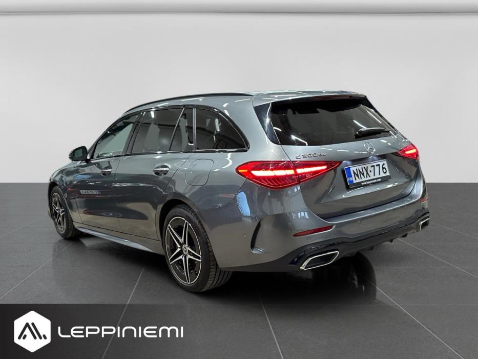 MERCEDES-BENZ C 2024