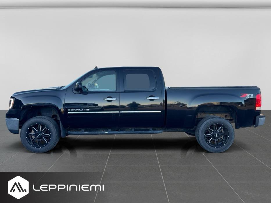 GMC Sierra 2010