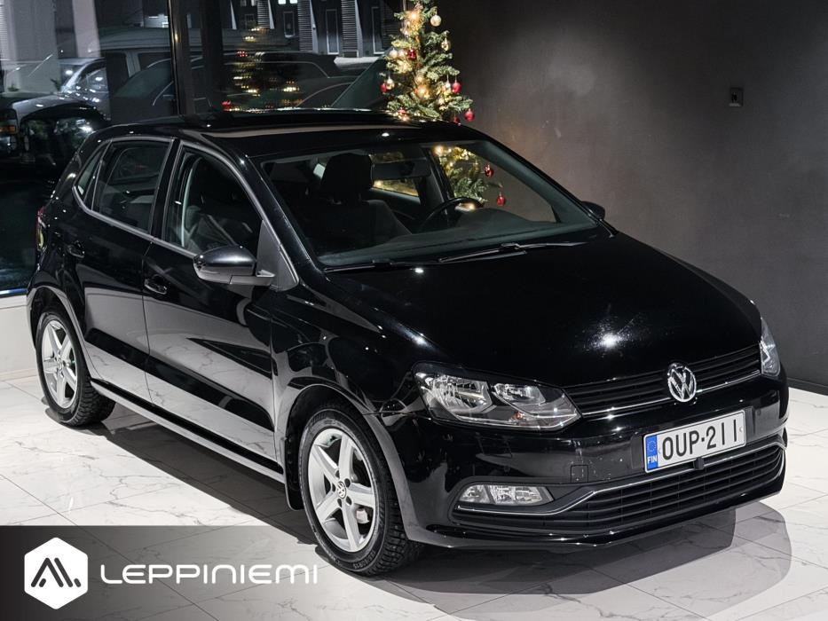 VOLKSWAGEN Polo 2015