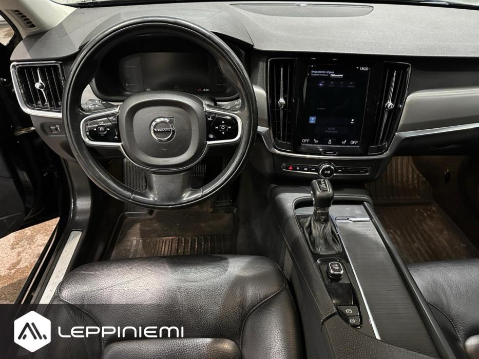 VOLVO V90 2018