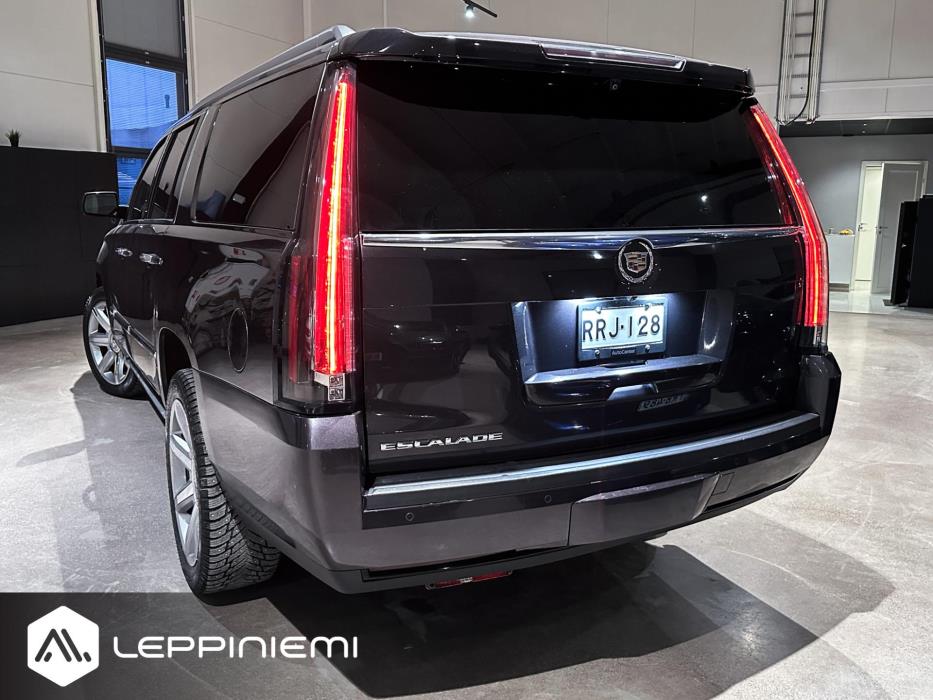 CADILLAC Escalade 2015