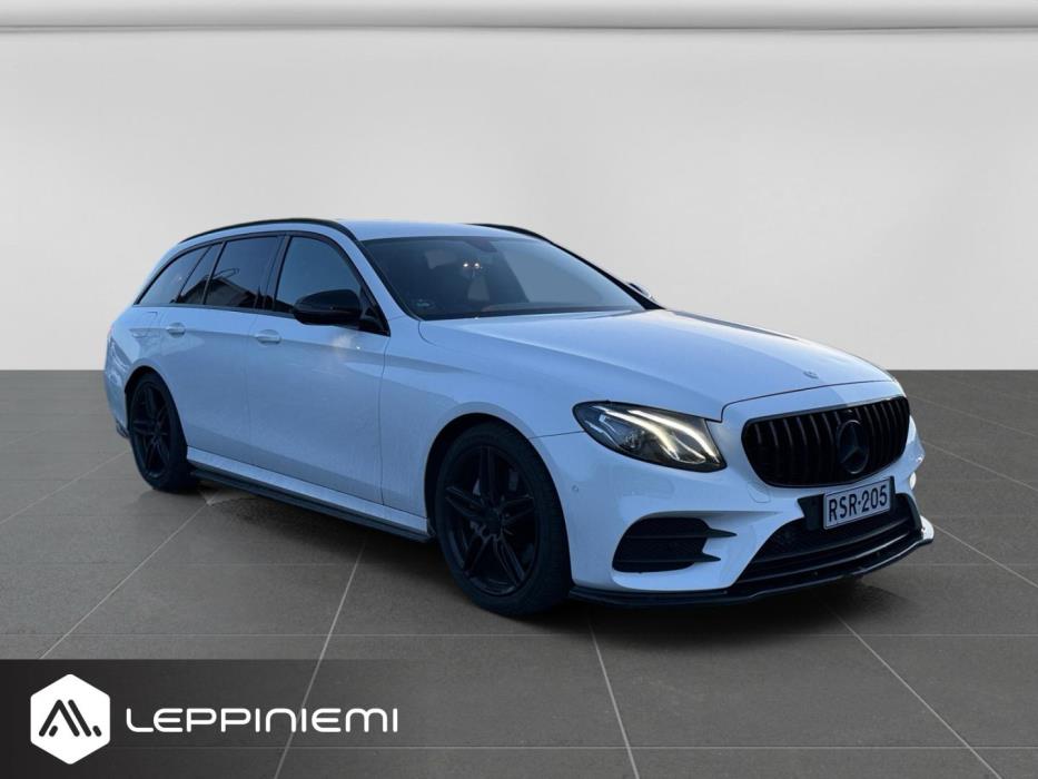 MERCEDES-BENZ E 2017