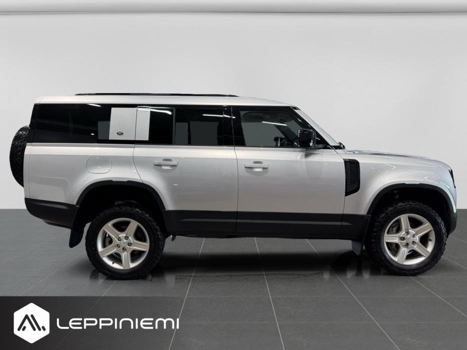 LAND ROVER Defender 2023