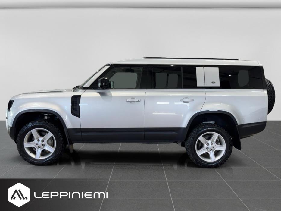 LAND ROVER Defender 2023