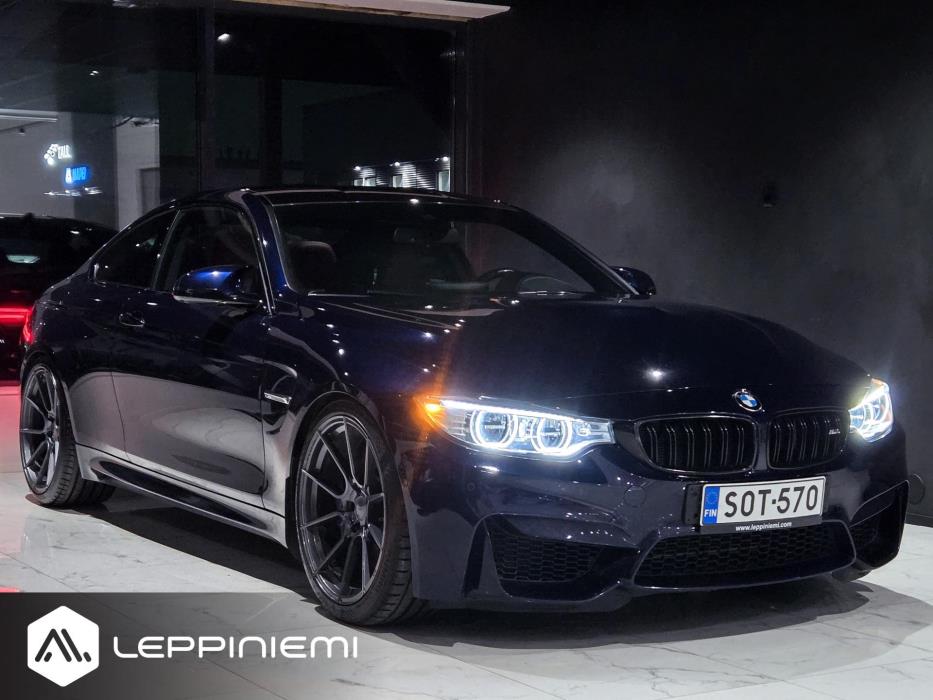 BMW M4 2015
