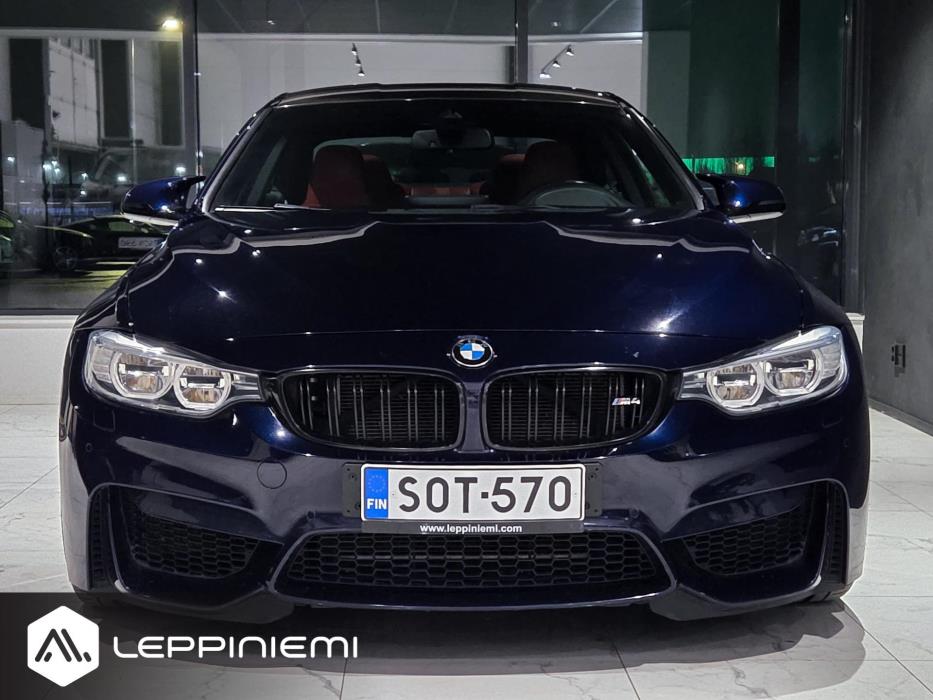 BMW M4 2015