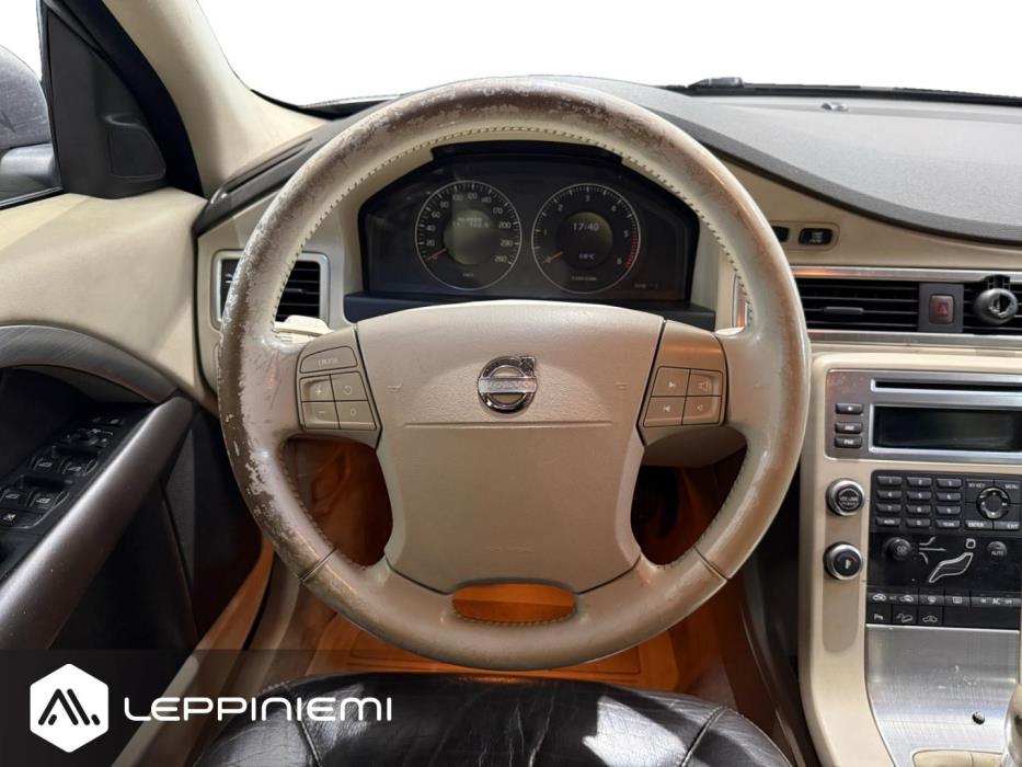 VOLVO XC70 2008